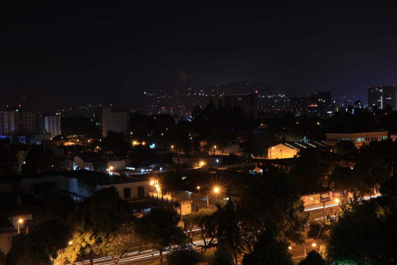 Apartamento Avenida Reforma Ciudad De Guatemala Appartement Buitenkant foto